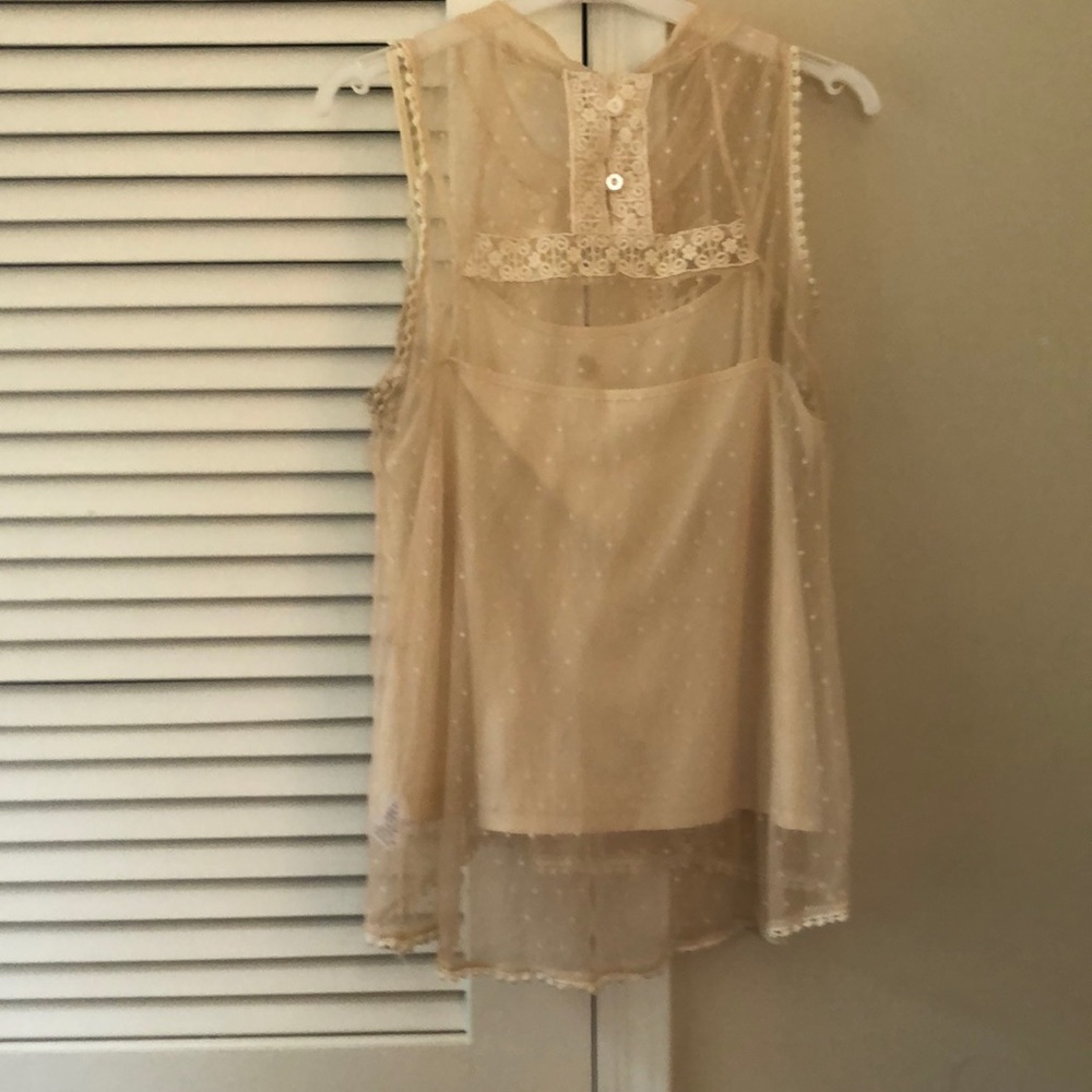 Lacey top